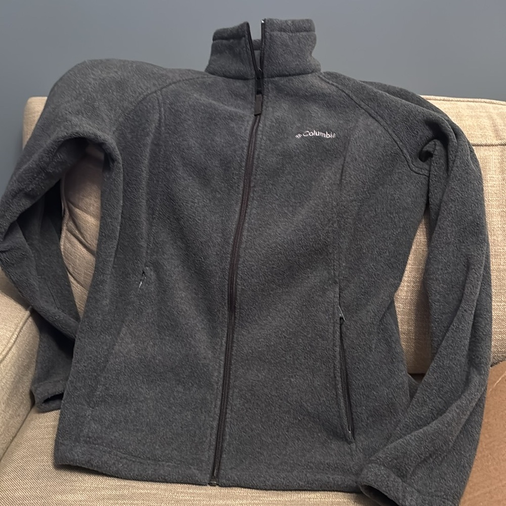Columbia Gray and Fleece Jackets Women’s Large